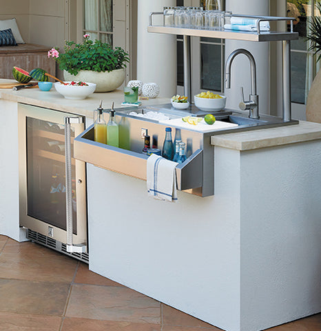 Image of 24" Hestan Outdoor Dual Zone Refrigerator with Wine Storage (UV-Coated Glass Door) - GRWG Series