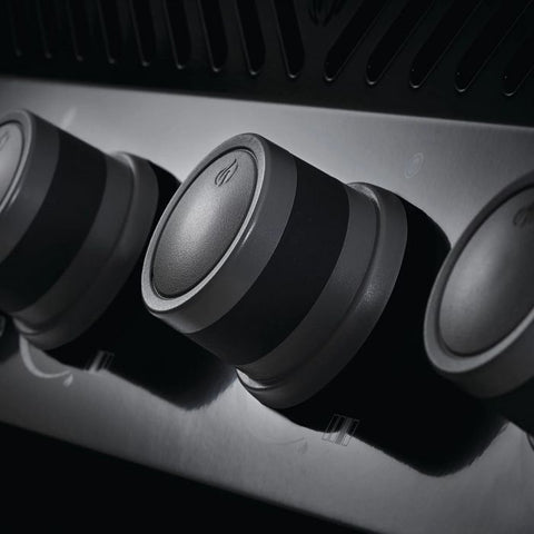 Image of Napoleon Rogue® XT 625 SIB with Infrared Side Burner - In Stock