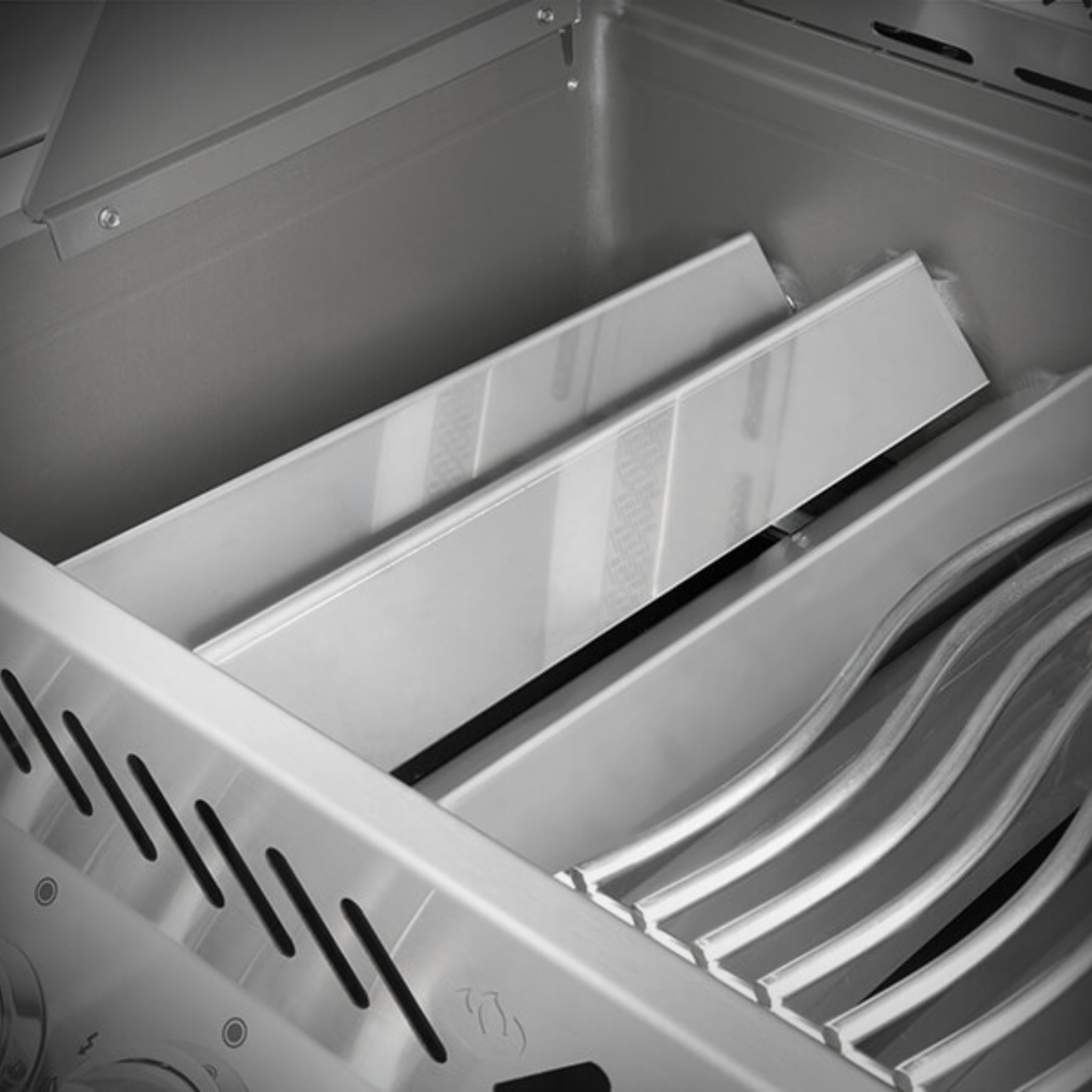 Napoleon Prestige® 500 RSIB with Infrared Side and Rear Burners - In Stock